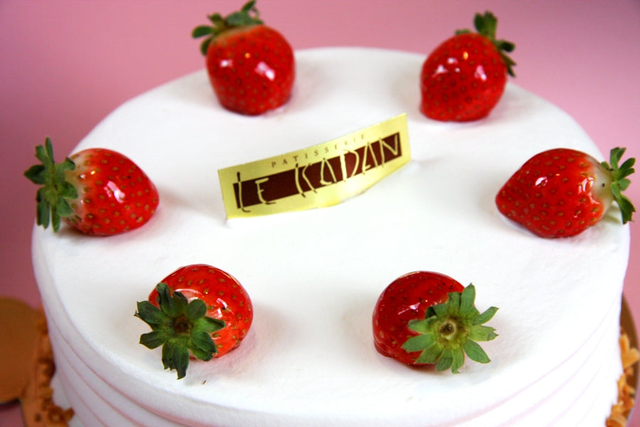 Valentine 真っ赤なイチゴのフレジェケーキセット 受注制作 Valentine 真っ赤なイチゴのフレジェケーキセット - その他